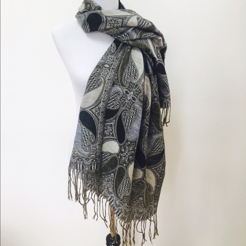 (3) Scarf Bundle - image 3